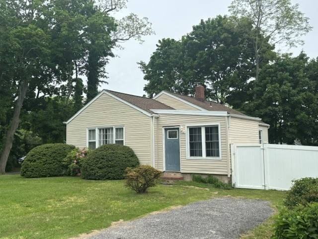 147 Main St - Photo 2 of 17