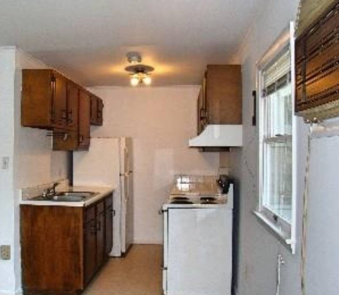 24 Jefferson Ave - Photo 4 of 11