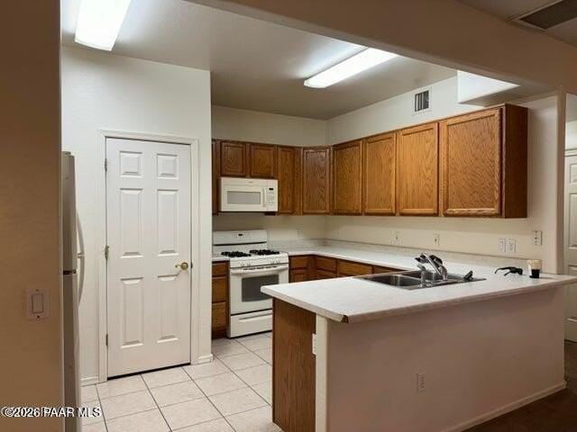 1137 Hughes St - Photo 5 of 15
