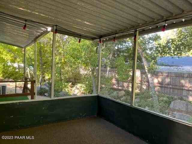 982 Pike Pl - Photo 3 of 17