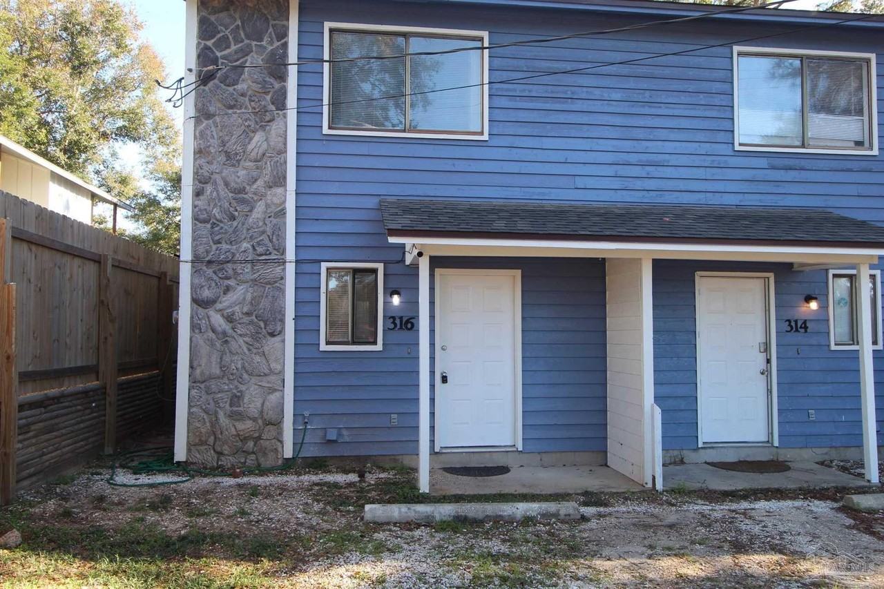 316 Teakwood Cir - Photo 2 of 14