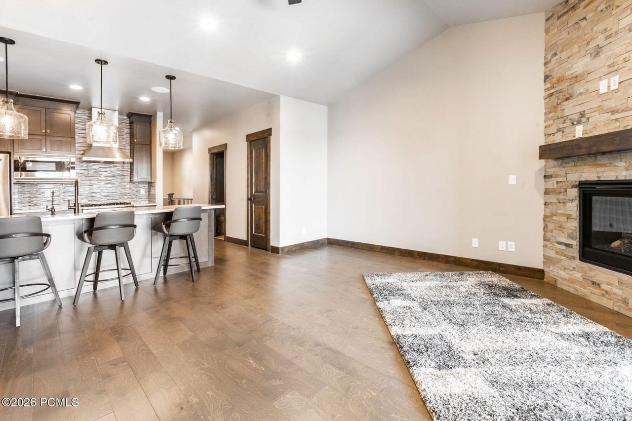14481 N Bronte Ct - Photo 4 of 26