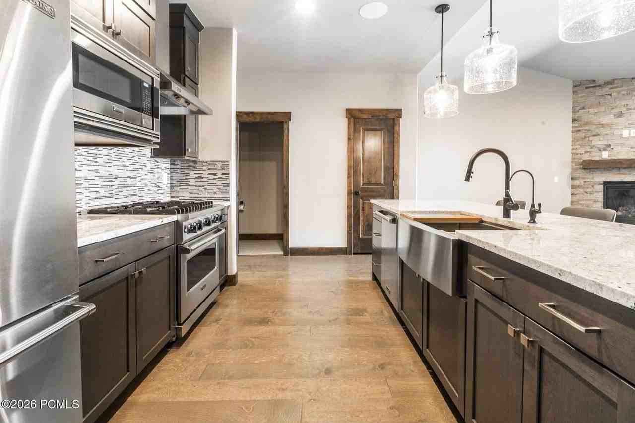 14481 N Bronte Ct - Photo 6 of 26