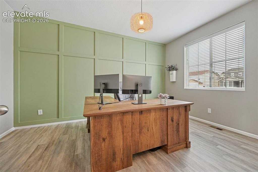 5233 Makalu Dr - Photo 4 of 34