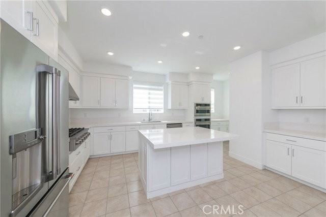 1809 Lychee St - Photo 6 of 8
