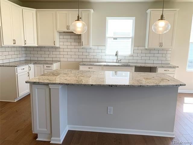 50263 Fowler Rd - Photo 7 of 14