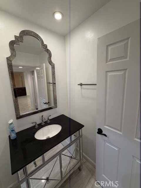 20454 Elkwood St - Photo 2 of 8