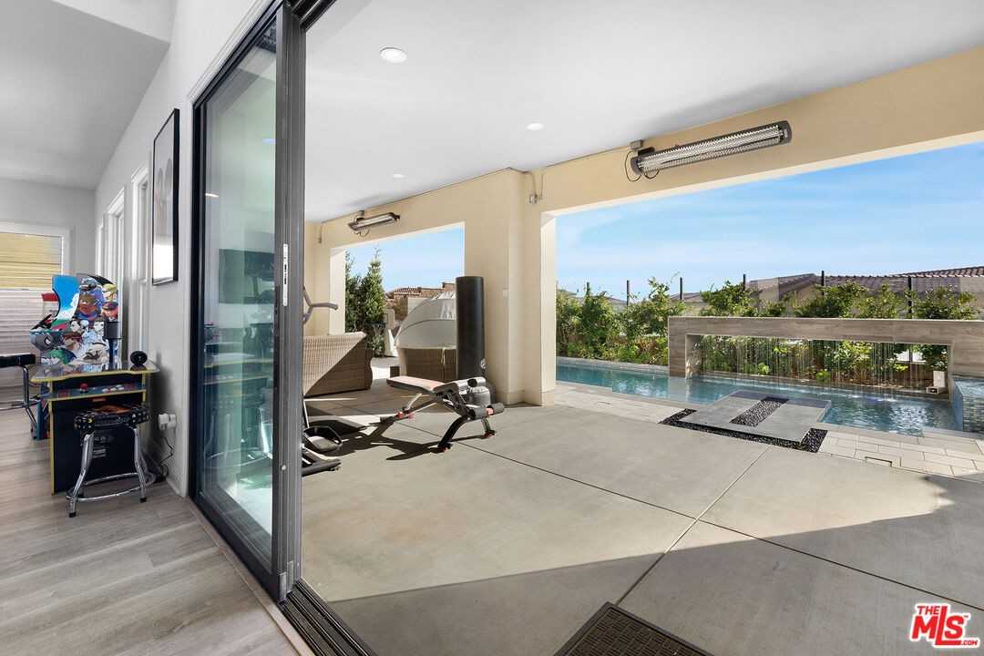 20234 Jubilee Way - Photo 4 of 8