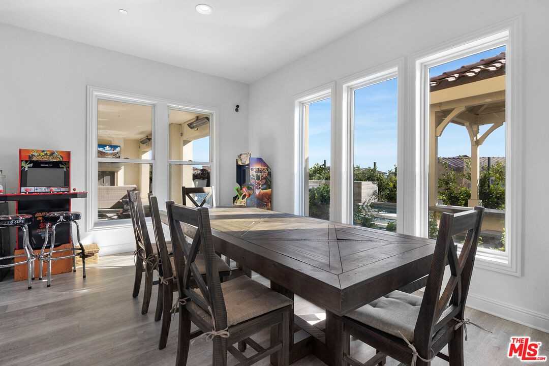 20234 Jubilee Way - Photo 6 of 8