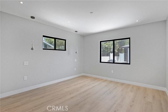 20522 Sherman Way - Photo 2 of 8