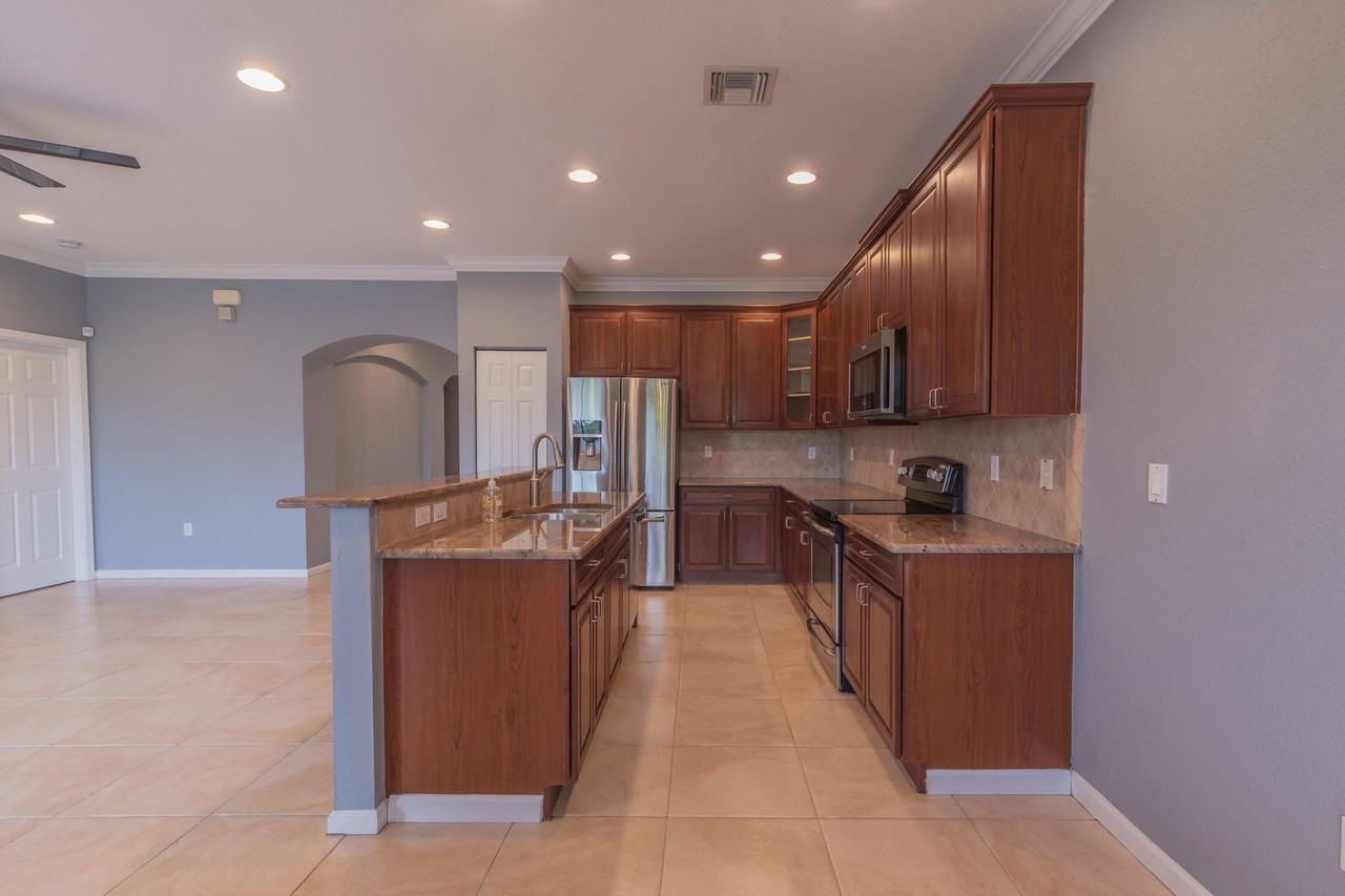 7522 Sw Herrington Ln - Photo 4 of 29
