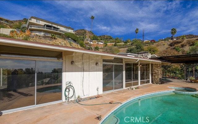 1300 Paseo Redondo - Photo 2 of 8