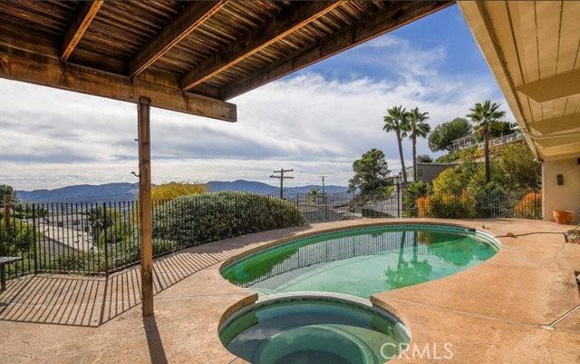 1300 Paseo Redondo - Photo 3 of 8