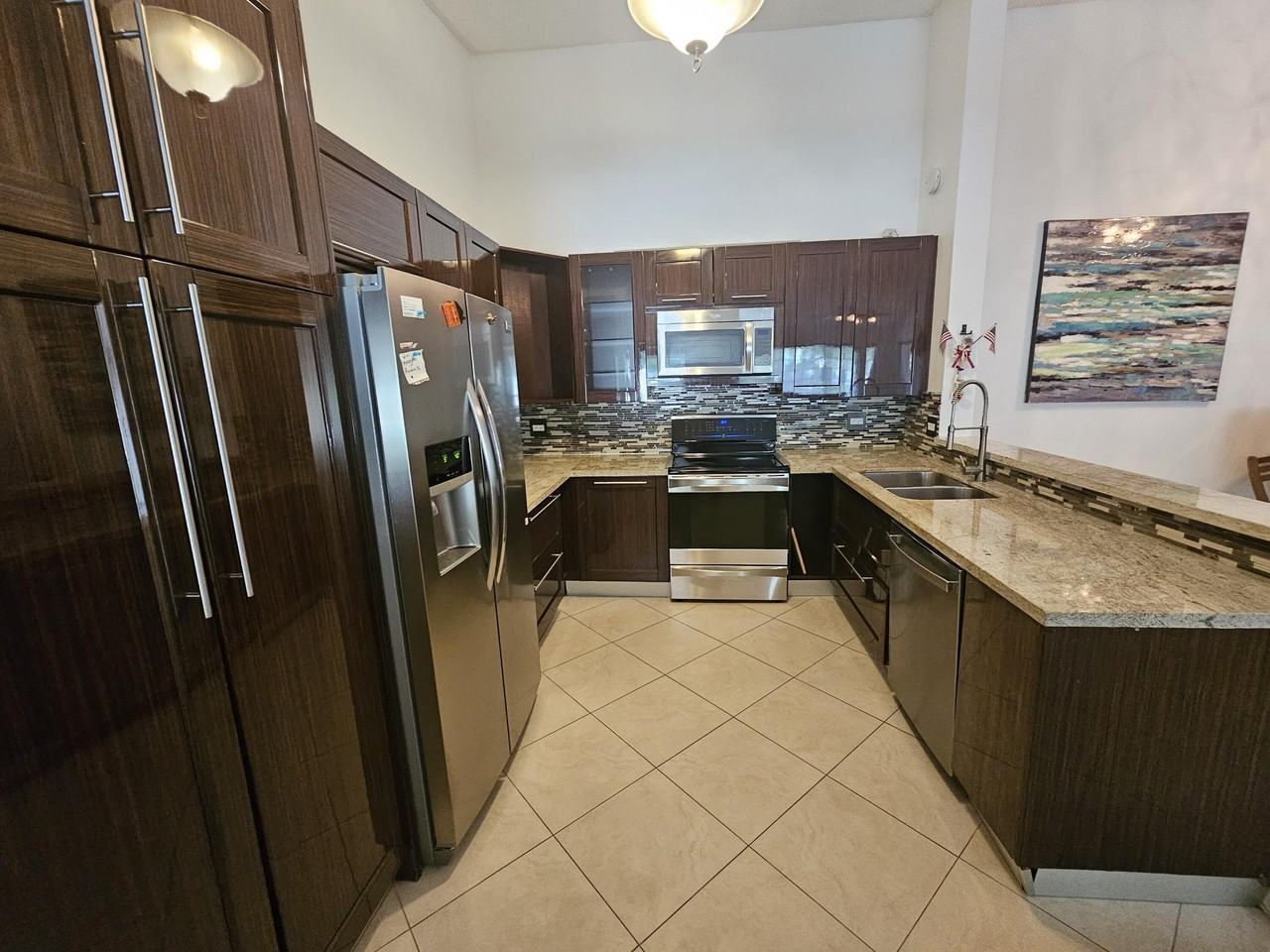 13851 Oneida Dr #D2 - Photo 4 of 34