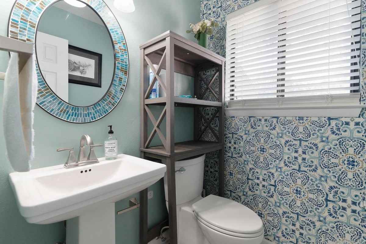 800 Bay Dr #10 - Photo 7 of 45
