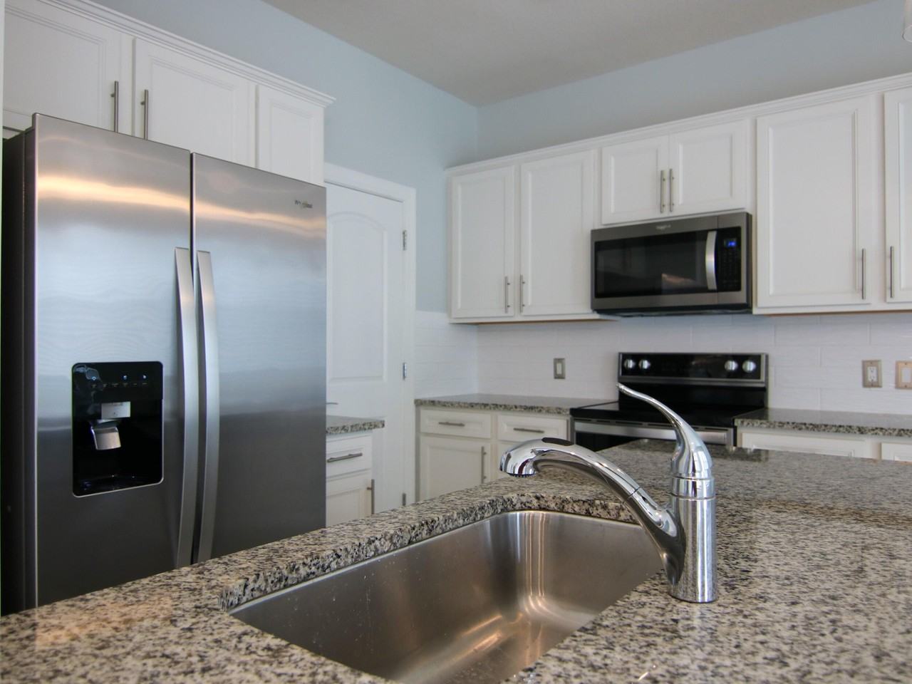 8333 Rearing Ln - Photo 5 of 14