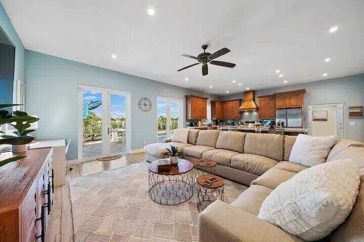 500 Sunrise Way - Photo 3 of 36