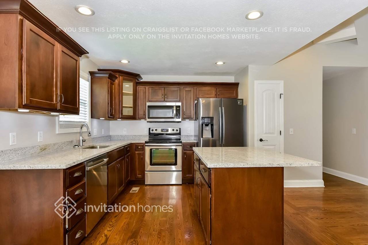 436 Palamino Ln - Photo 4 of 16
