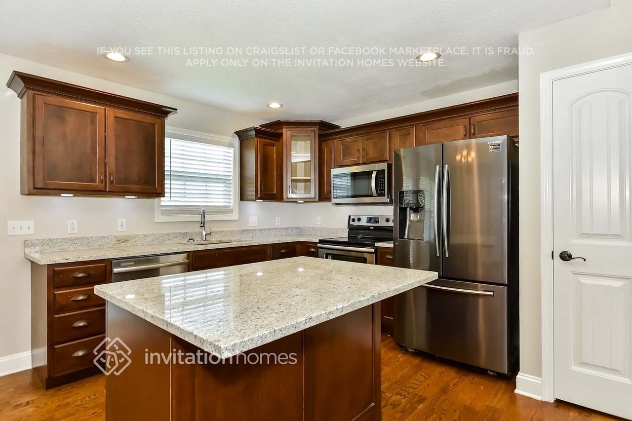 436 Palamino Ln - Photo 5 of 16