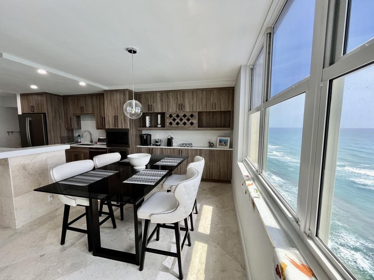 5440 N Ocean Dr #1107 - Photo 5 of 45
