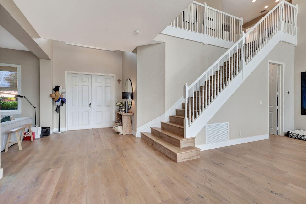 11615 Paradise Cove Ln - Photo 5 of 50