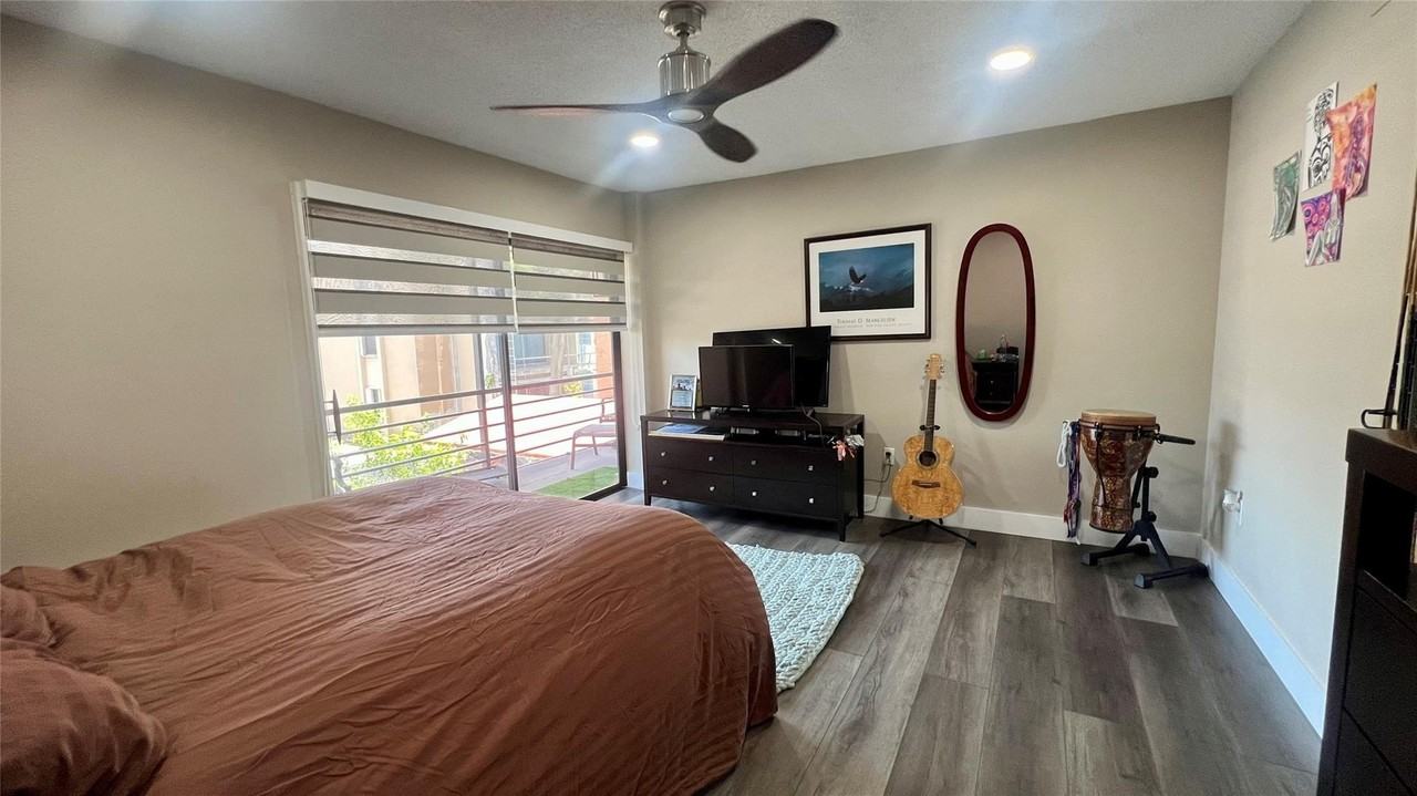 4040 N Hills Dr #25 - Photo 6 of 9