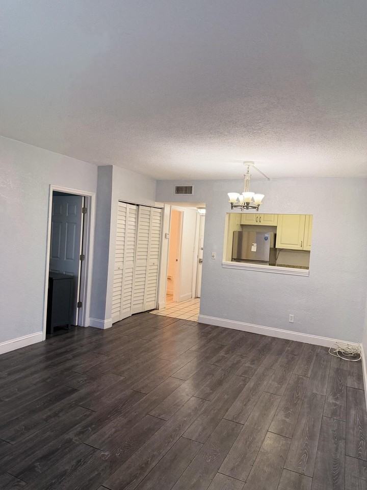 270 S Cypress Rd #204 - Photo 3 of 14