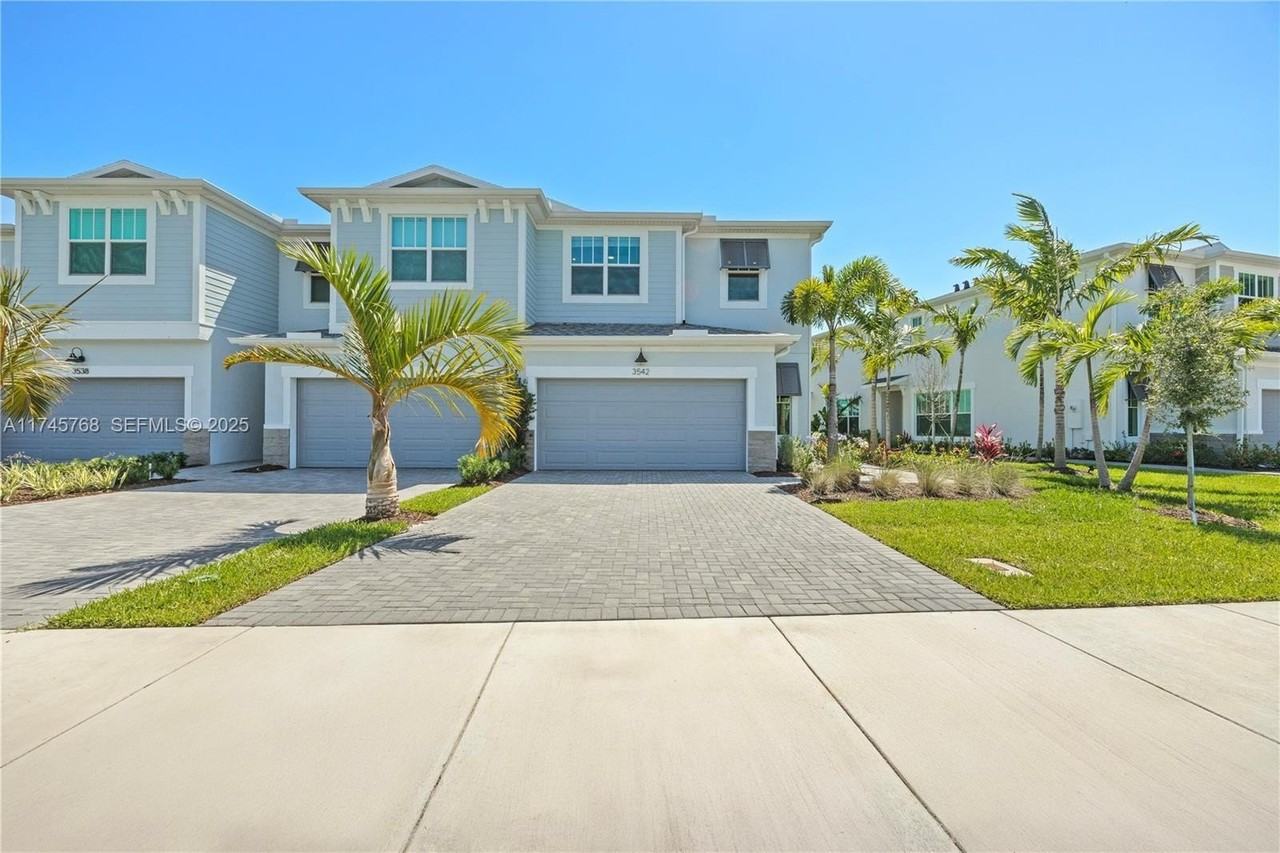 3542 Nw Solange Ct - Photo 5 of 45