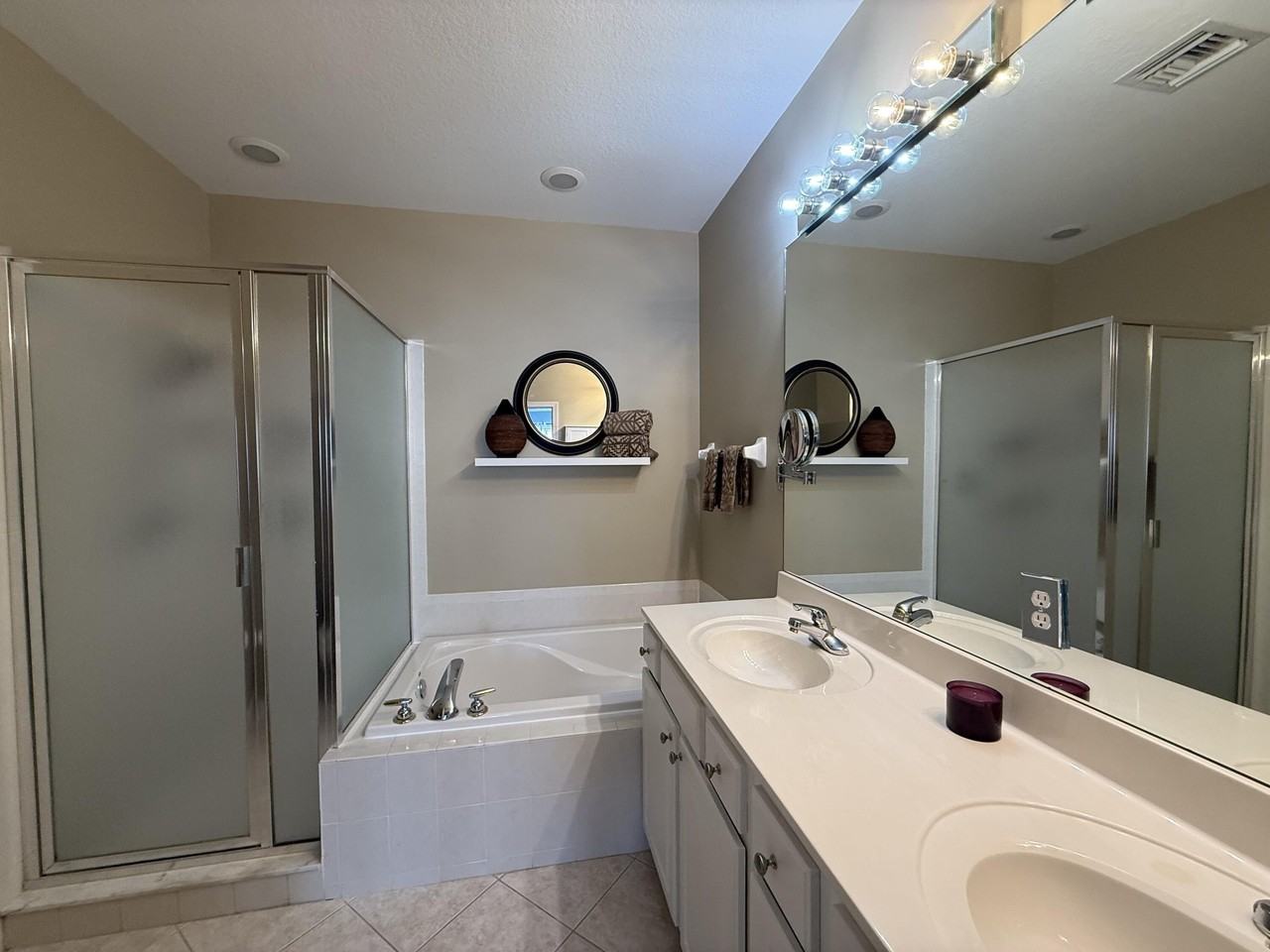 8408 Mulligan Cir - Photo 3 of 20