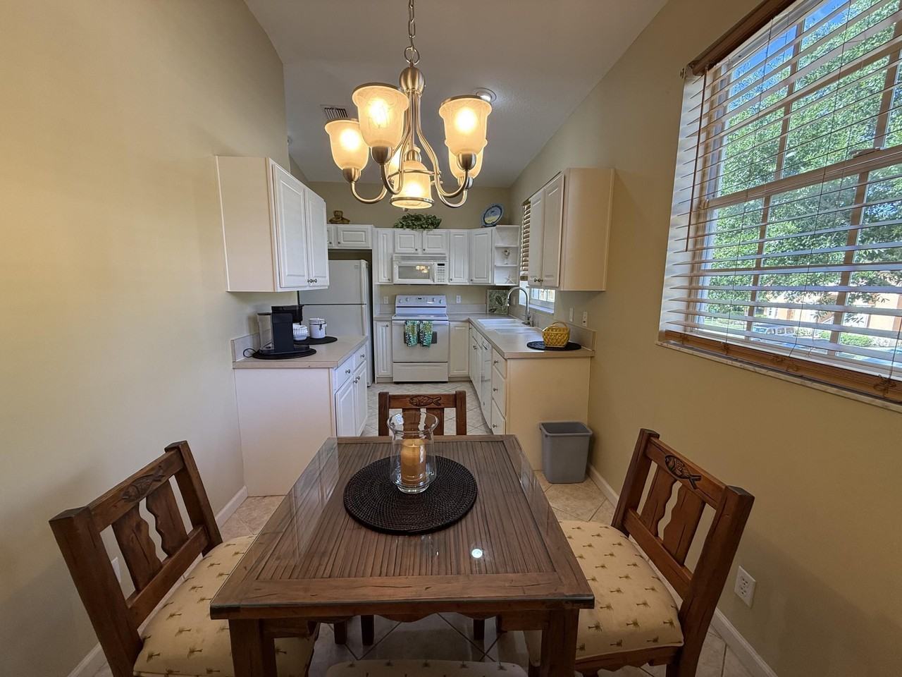 8408 Mulligan Cir - Photo 5 of 20