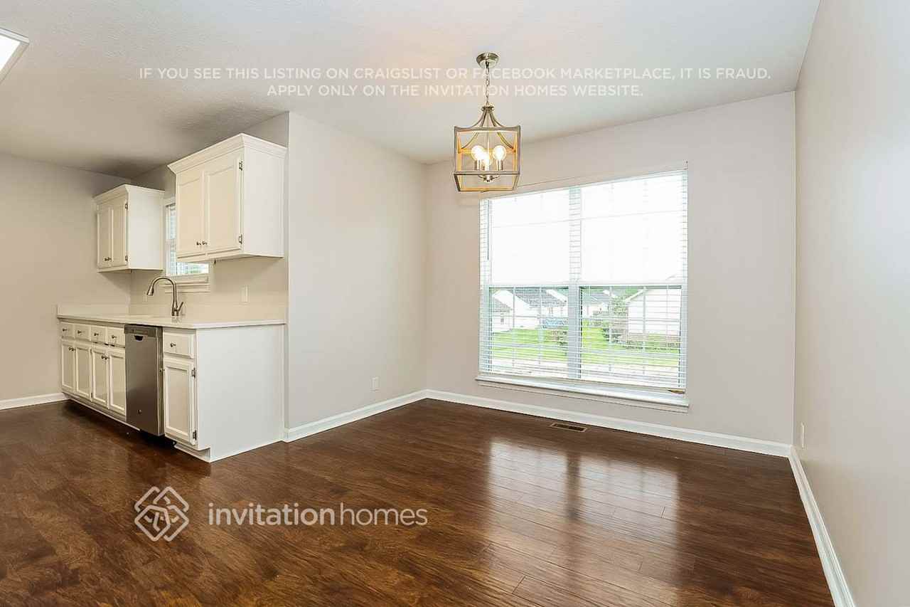 497 Laramie Dr - Photo 5 of 17