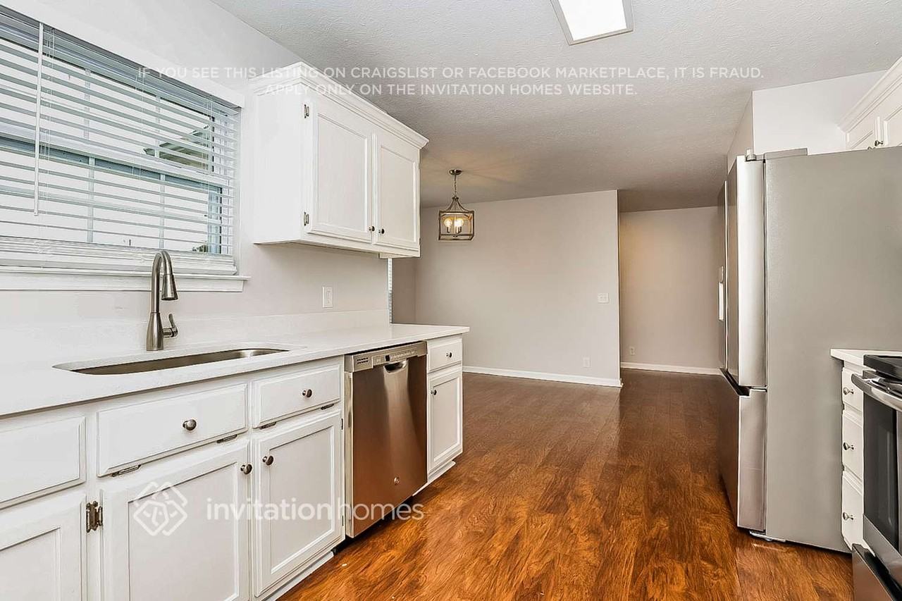 497 Laramie Dr - Photo 7 of 17