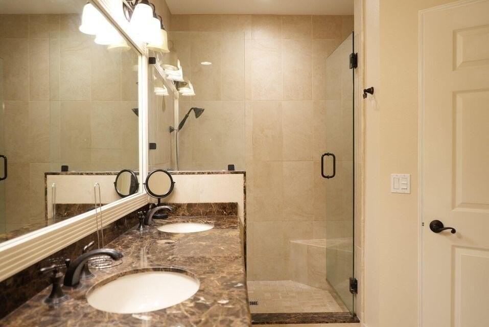 8952 Sandshot Ct #A - Photo 6 of 7