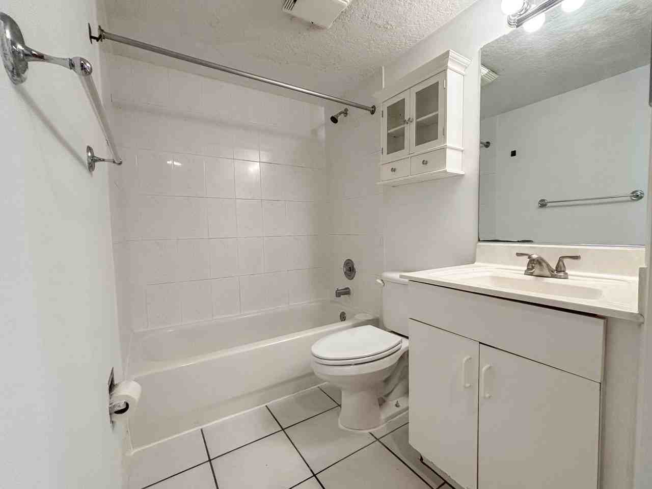9013 Nw 38th Dr #106 - Photo 6 of 17