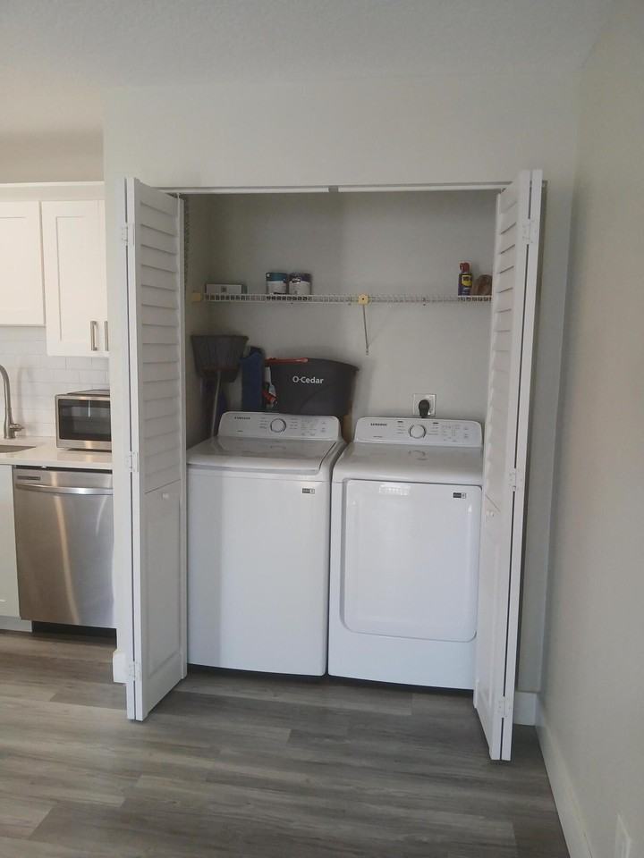 641 Executive Center Dr #P206 - Photo 3 of 12