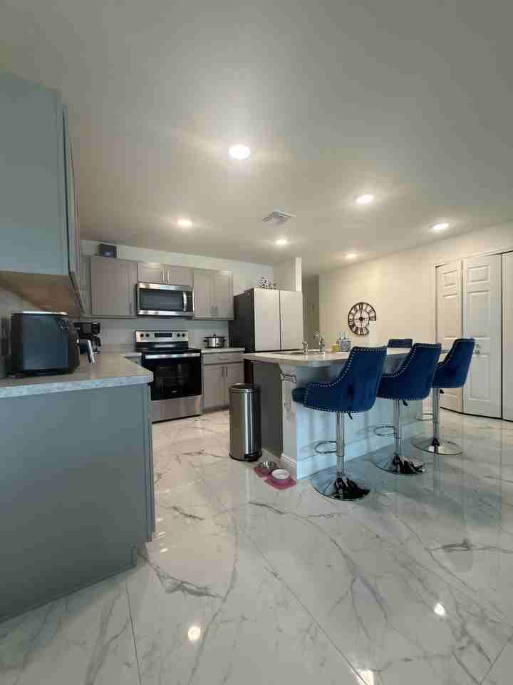 5363 Nw Perez Ct - Photo 7 of 32