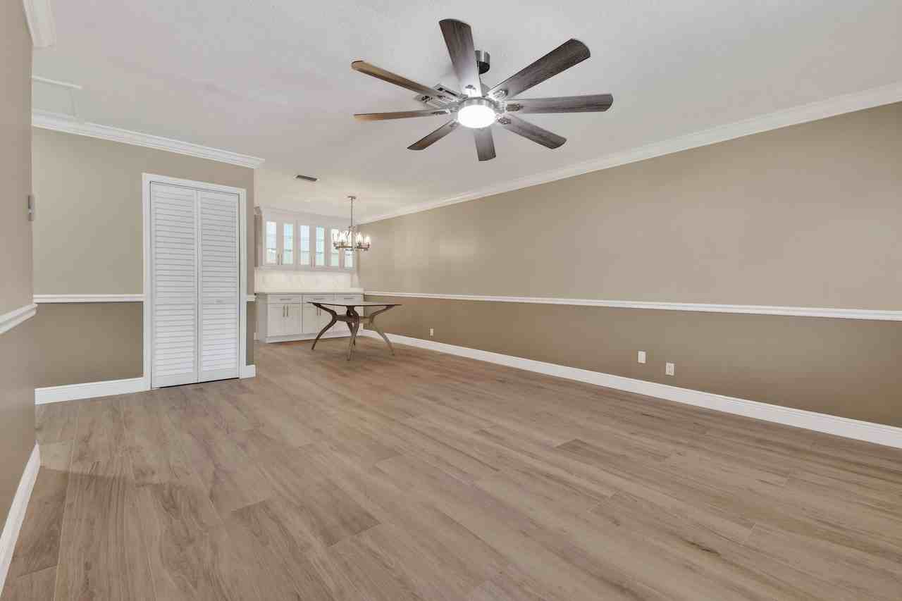 1615 Shirley Ct - Photo 2 of 26
