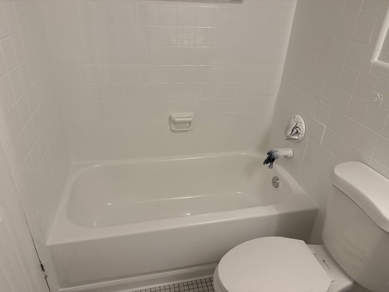 2285 Ne 172nd St #12 - Photo 5 of 18