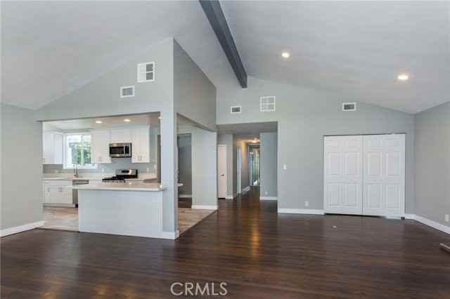 16231 Moorpark St - Photo 7 of 8