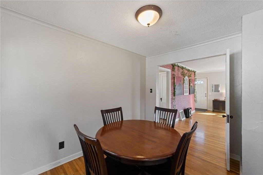 2901 Zenith Ave N - Photo 7 of 28