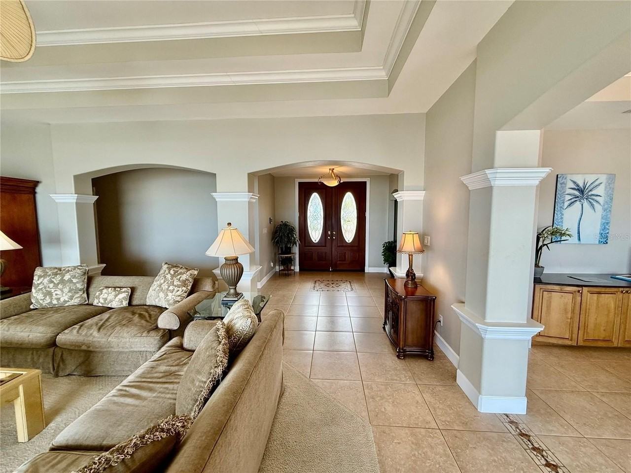 376 W Royal Flamingo Dr - Photo 6 of 38