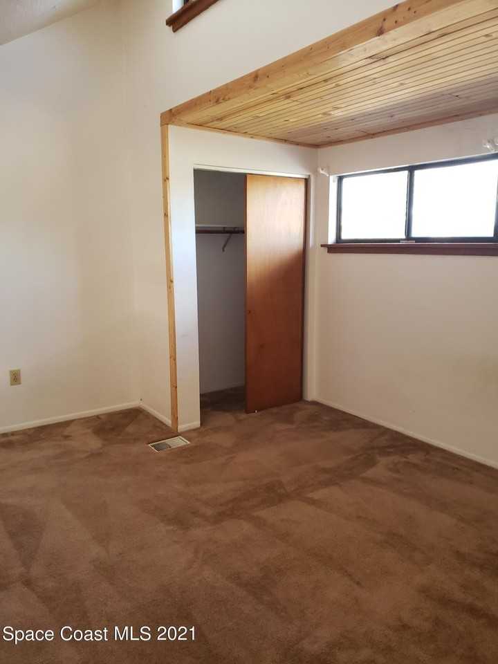 206 Pierce Ave - Photo 6 of 19