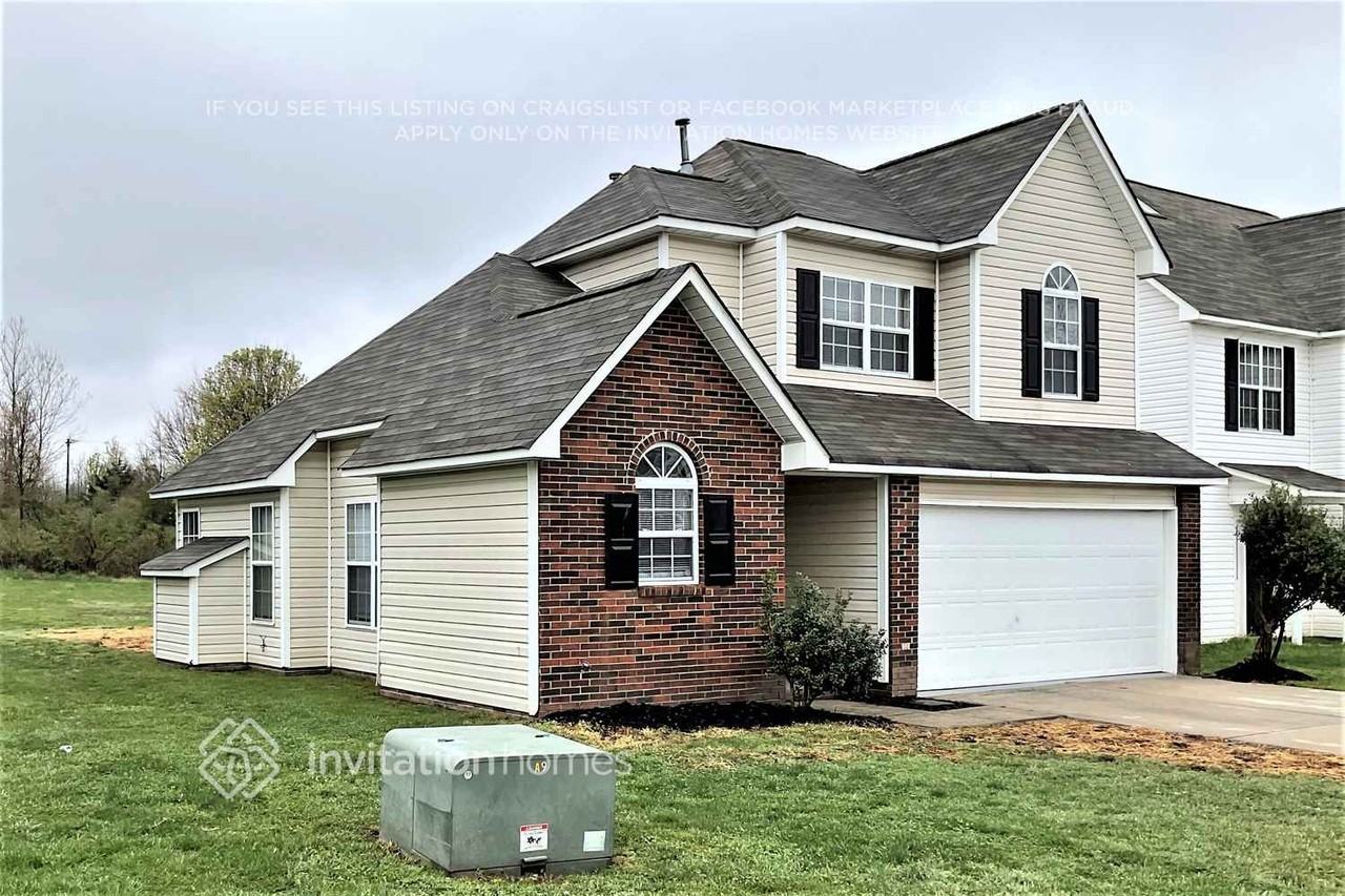 5807 Bridgeway Dr - Photo 2 of 18