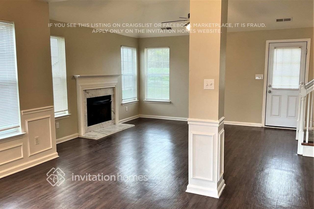 5807 Bridgeway Dr - Photo 4 of 18