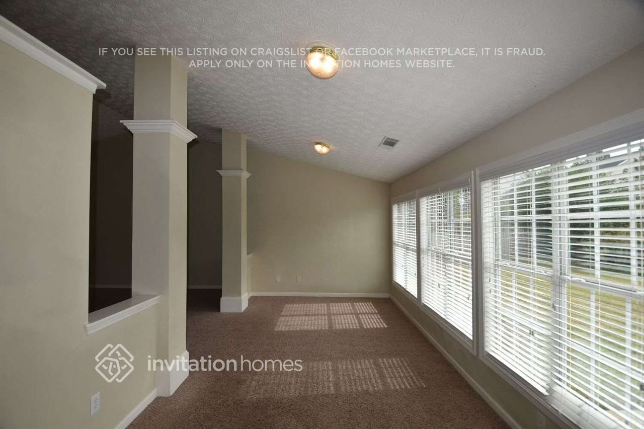 310 Ballyshannon Dr - Photo 4 of 10