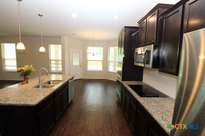 1202 Stonewall Rdg - Photo 4 of 14