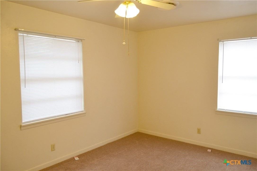 1323 Gardenia Ave - Photo 7 of 10