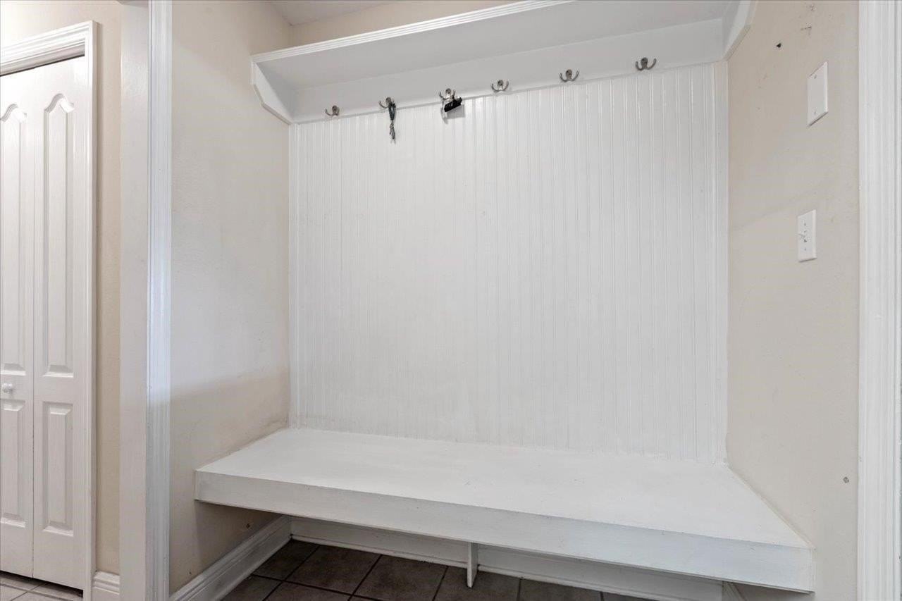 3061 Bidhurst Ct - Photo 3 of 9