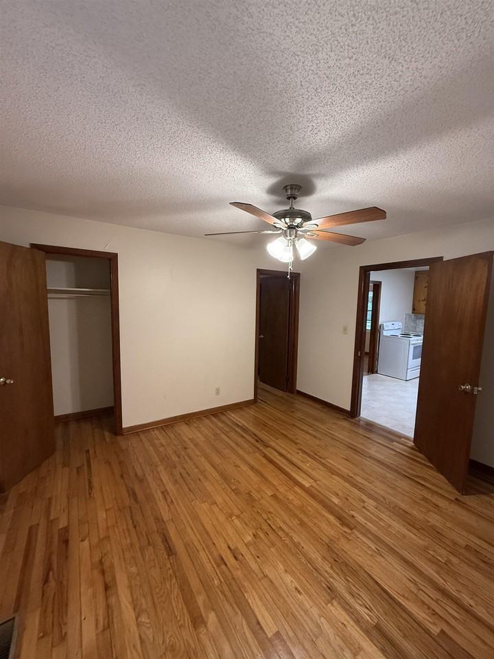5525 Springhill Rd - Photo 7 of 16
