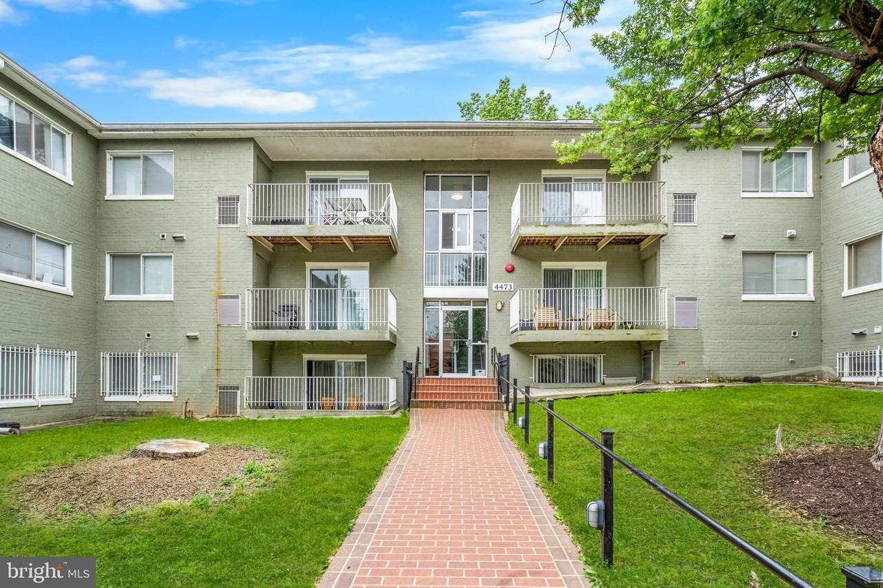 4473 B St Se #304